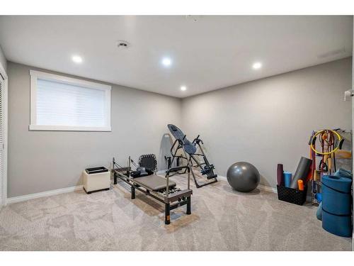 732 Lake Bonavista Drive Se, Calgary, AB - Indoor