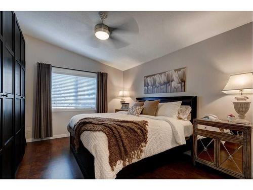 627 2 Avenue South, Vulcan, AB - Indoor Photo Showing Bedroom