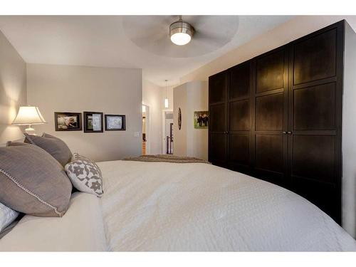 627 2 Avenue South, Vulcan, AB - Indoor Photo Showing Bedroom