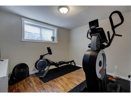 627 2 Avenue South, Vulcan, AB - Indoor Photo Showing Gym Room