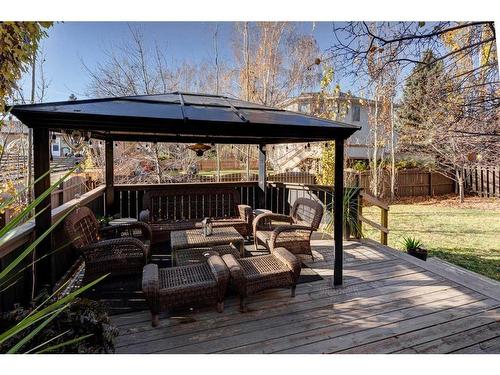 627 2 Avenue South, Vulcan, AB - Outdoor With Deck Patio Veranda