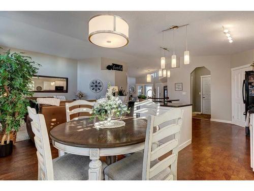 627 2 Avenue South, Vulcan, AB - Indoor Photo Showing Dining Room