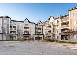 317-6000 Somervale Court SW Calgary, AB T2Y 4J4