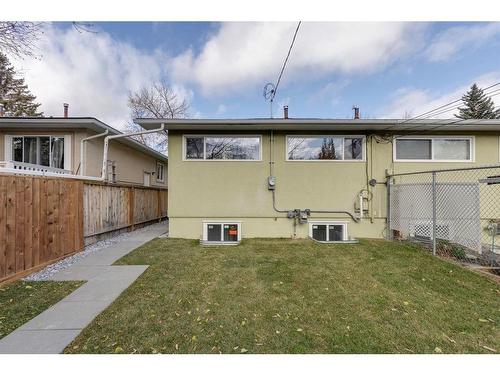 2015 46 Avenue Sw, Calgary, AB - Outdoor