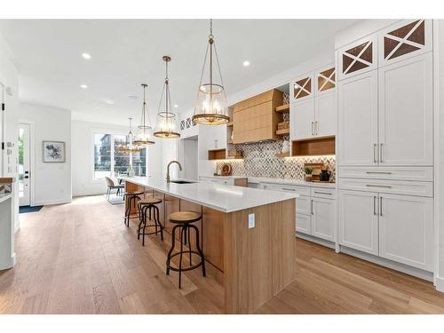 1826 19 Avenue Nw, Calgary, AB - Indoor Photo Showing Kitchen With Upgraded Kitchen