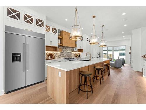 1826 19 Avenue Nw, Calgary, AB - Indoor Photo Showing Kitchen With Upgraded Kitchen