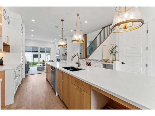 1826 19 Avenue Nw, Calgary, AB - Indoor Photo Showing Kitchen With Double Sink With Upgraded Kitchen