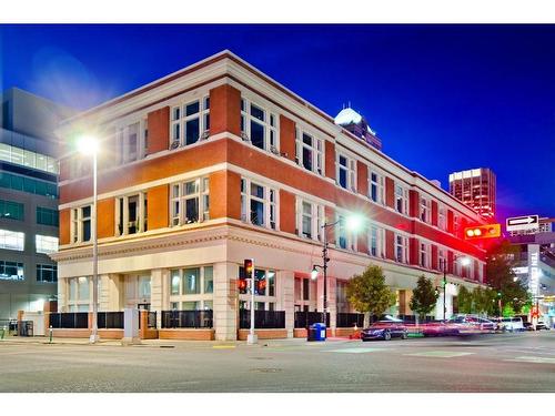 110-1117 1 Street Sw, Calgary, AB - Outdoor With Facade