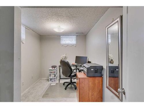 297 Queen Tamara Way Se, Calgary, AB - Indoor Photo Showing Office