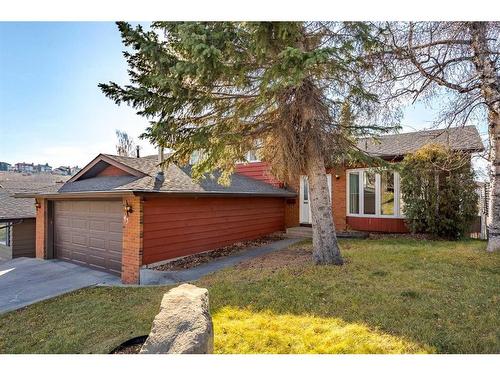 43 Edgewood Place Nw, Calgary, AB - Outdoor