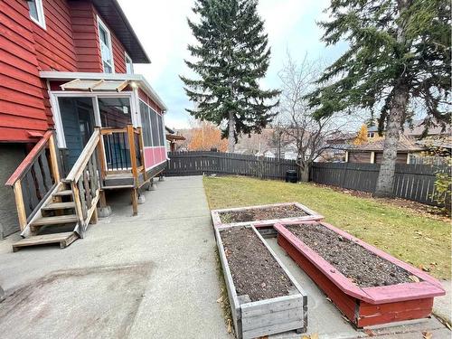 43 Edgewood Place Nw, Calgary, AB - Outdoor