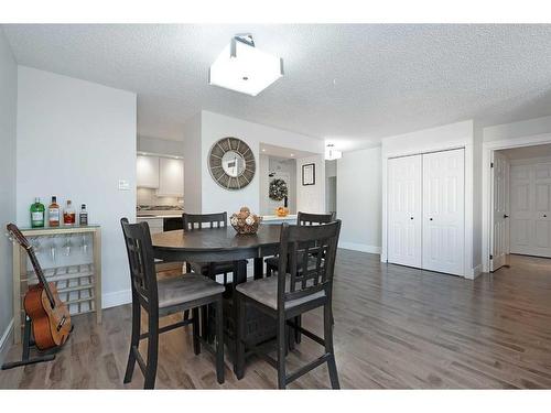 905-1100 8 Avenue Sw, Calgary, AB - Indoor Photo Showing Dining Room