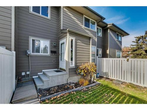 108-15403 Deer Run Drive Se, Calgary, AB - Outdoor