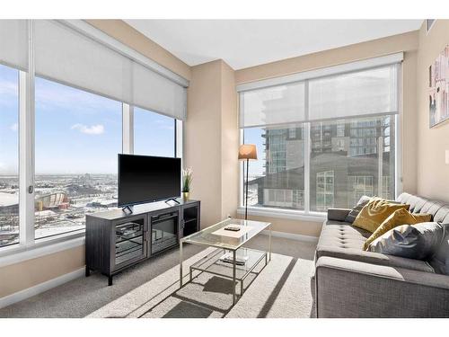 2502-1320 1 Street Se, Calgary, AB - Indoor Photo Showing Living Room