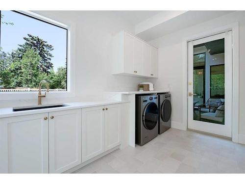 116 Malibou Road Sw, Calgary, AB - Indoor Photo Showing Laundry Room