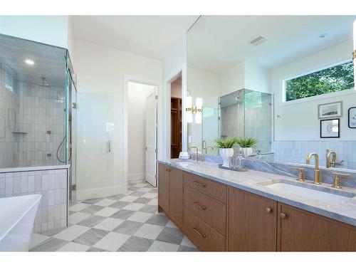 116 Malibou Road Sw, Calgary, AB - Indoor Photo Showing Bathroom