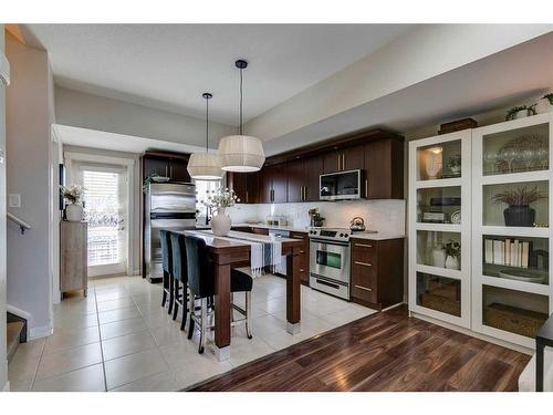 134 West Springs Road Sw, Calgary, AB - Indoor Photo Showing Kitchen