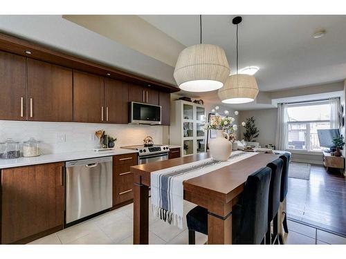 134 West Springs Road Sw, Calgary, AB - Indoor Photo Showing Kitchen