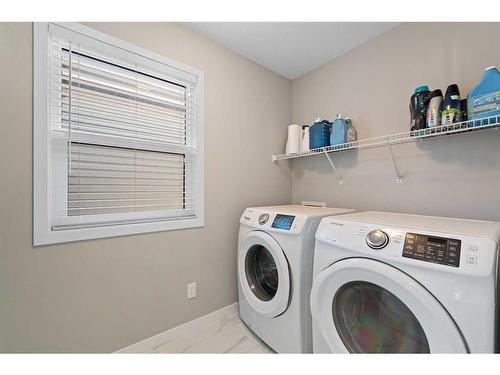 109 Belmont Terrace Sw, Calgary, AB - Indoor Photo Showing Laundry Room