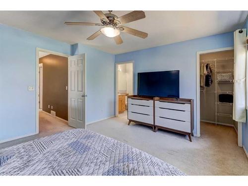 18 Covewood Circle Ne, Calgary, AB - Indoor Photo Showing Bedroom