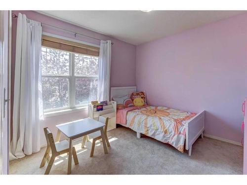 18 Covewood Circle Ne, Calgary, AB - Indoor Photo Showing Bedroom