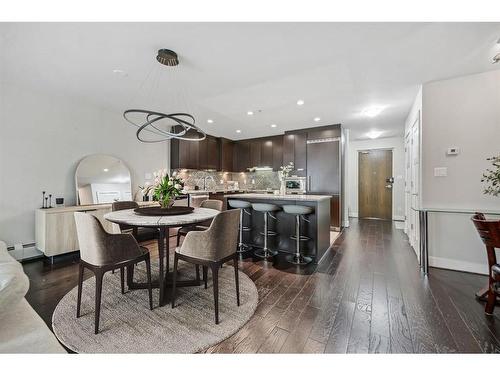 132-99 Spruce Place Sw, Calgary, AB - Indoor Photo Showing Dining Room