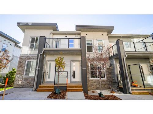 144-2117 81 Street Sw, Calgary, AB - Outdoor