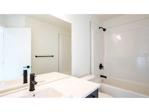 144-2117 81 Street Sw, Calgary, AB - Indoor Photo Showing Bathroom