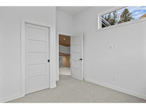 251B Three Sisters Drive, Canmore, AB - Indoor Photo Showing Other Room