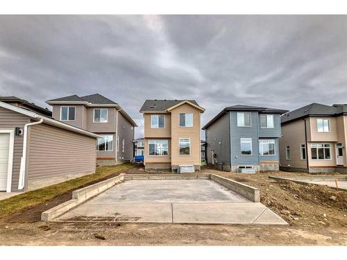 57 Shale Avenue, Cochrane, AB - Outdoor