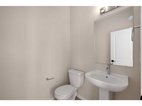 247 Vista Road, Crossfield, AB - Indoor Photo Showing Bathroom