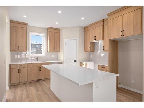 247 Vista Road, Crossfield, AB - Indoor Photo Showing Kitchen