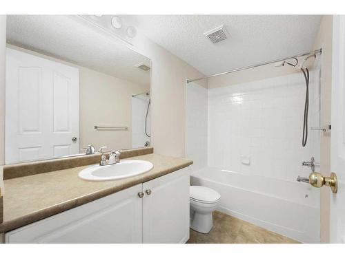 115-3000 Somervale Court Sw, Calgary, AB - Indoor Photo Showing Bathroom