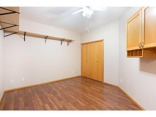 449-8535 Bonaventure Drive Se, Calgary, AB - Indoor Photo Showing Other Room