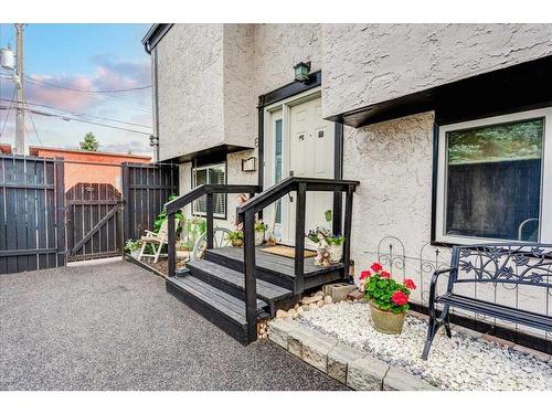 6-4608 75 Street Nw, Calgary, AB - Outdoor With Exterior