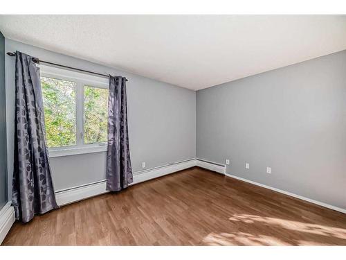 429-723 57 Avenue Sw, Calgary, AB - Indoor Photo Showing Other Room