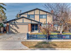 5304 Varsity Drive NW Calgary, AB T3A 1A8