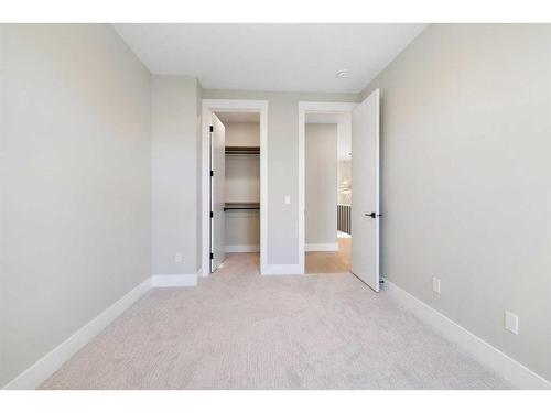 2418 35 Street Sw, Calgary, AB - Indoor Photo Showing Other Room