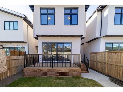 2418 35 Street Sw, Calgary, AB - Outdoor