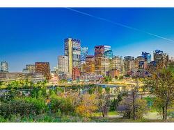 215 2 Avenue NE Calgary, AB T2E 0E3