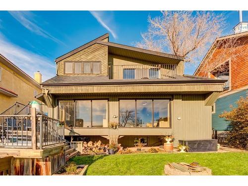 215 2 Avenue Ne, Calgary, AB - Outdoor With Deck Patio Veranda