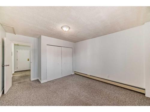 204-3420 50 Street Nw, Calgary, AB - Indoor Photo Showing Other Room