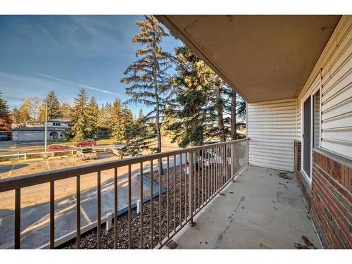 204-3420 50 Street Nw, Calgary, AB - Outdoor With Exterior