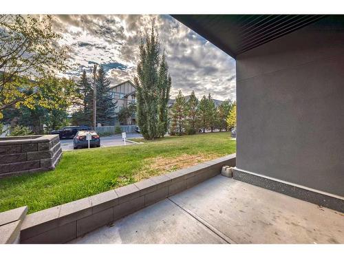 112-15233 1 Street Se, Calgary, AB - Outdoor