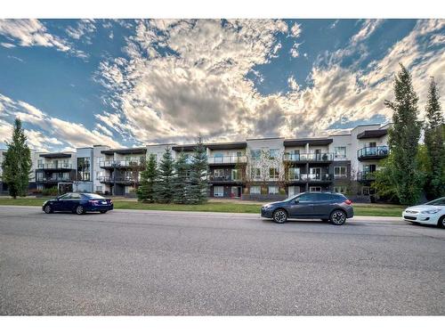 112-15233 1 Street Se, Calgary, AB - Outdoor