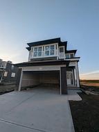 69 Corner Glen Avenue NE Calgary, AB T3N 2L6