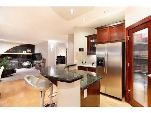 8 Hamptons Place Nw, Calgary, AB - Indoor Photo Showing Kitchen With Stainless Steel Kitchen