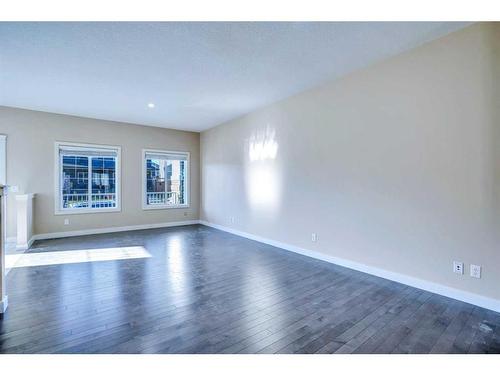 29 Willow Mews, Cochrane, AB - Indoor Photo Showing Other Room