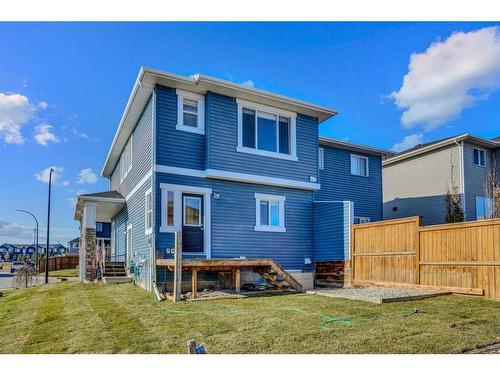 29 Willow Mews, Cochrane, AB - Outdoor