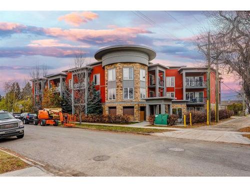 107-117 19 Avenue Ne, Calgary, AB - Outdoor With Facade